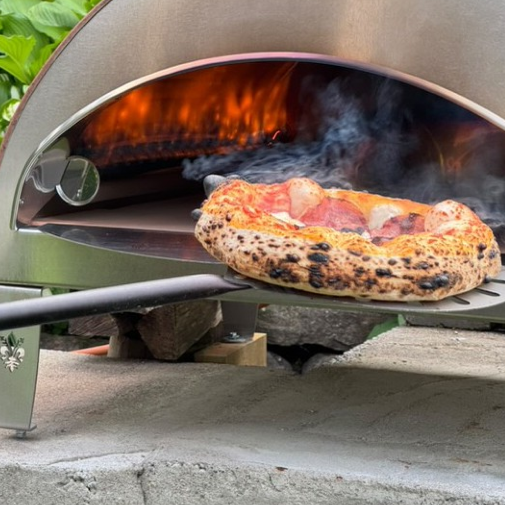 Pizza Party® Ispirazione φούρνος πίτσας υγραερίου για 4 πίτσες — πέτρα Saputo Biscotto